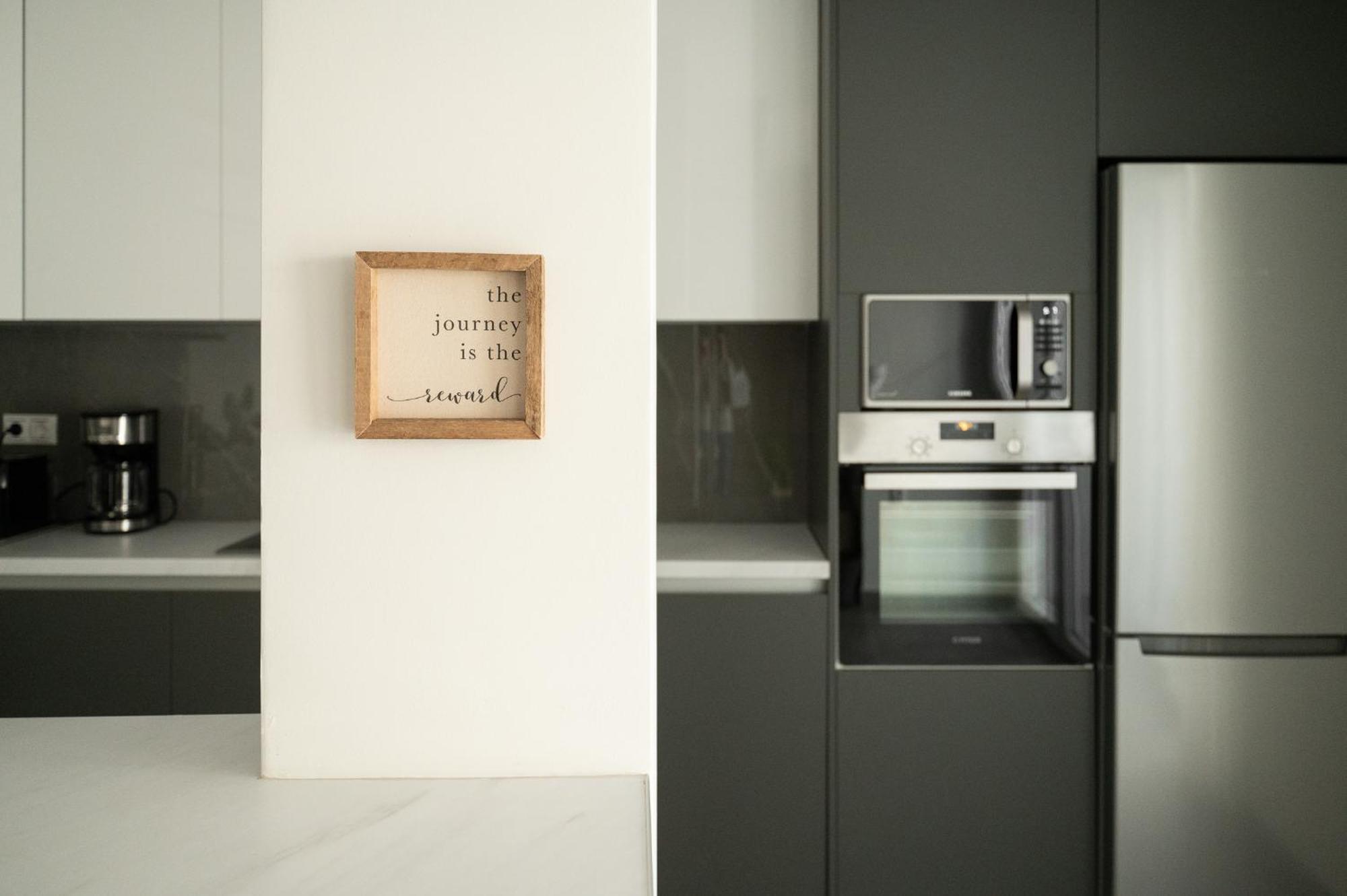 L' Horizon Luxury Living By 8Essentially Heraklion Exterior foto
